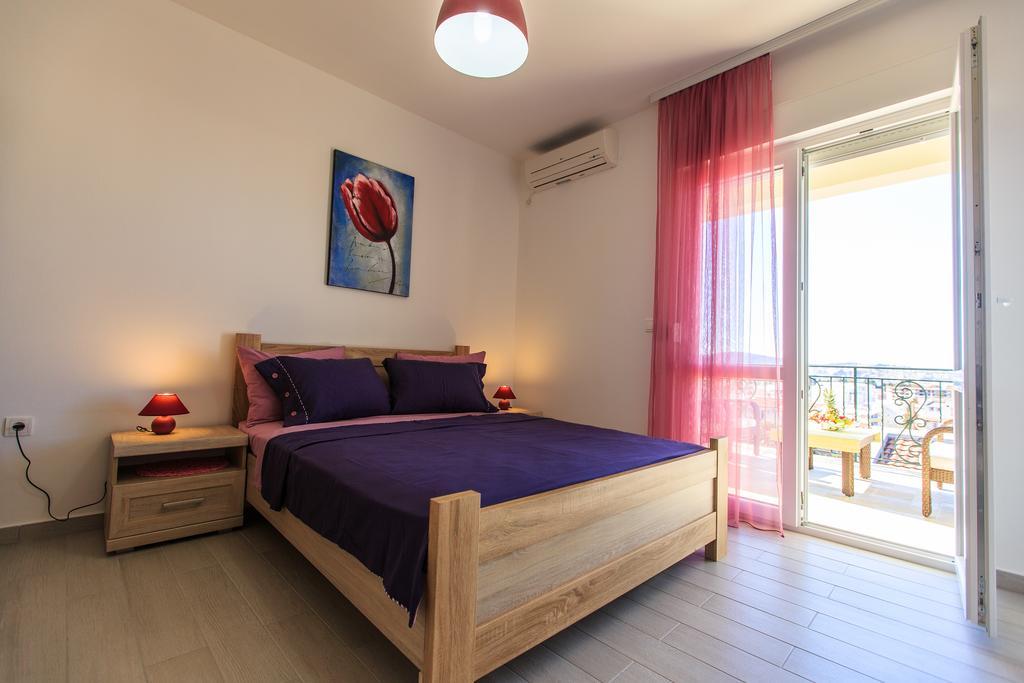 Apartments Aleksic Бар Экстерьер фото