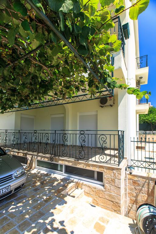 Apartments Aleksic Бар Экстерьер фото
