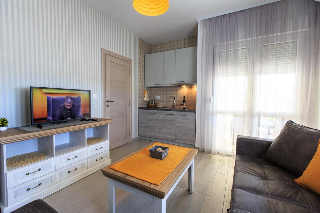 Apartments Aleksic Бар Экстерьер фото