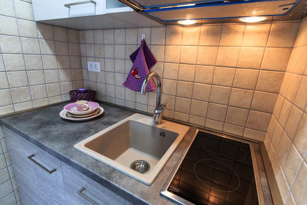 Apartments Aleksic Бар Экстерьер фото